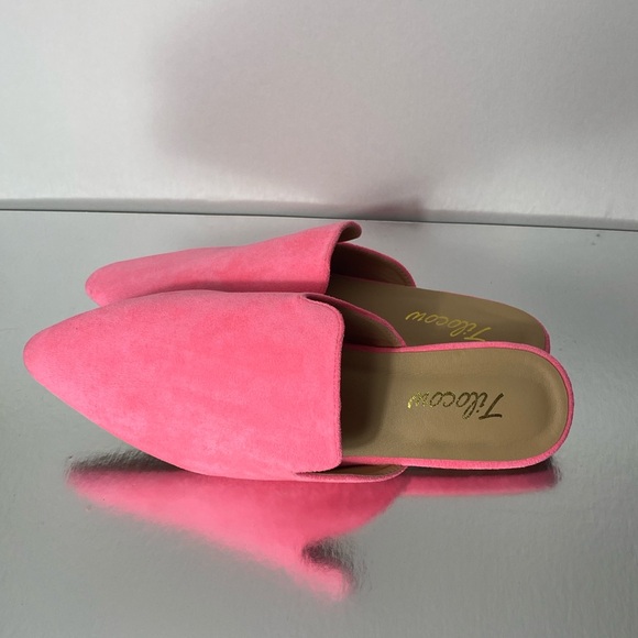 Tilocow Women's Hot Pink Mules - Picture 2 of 6